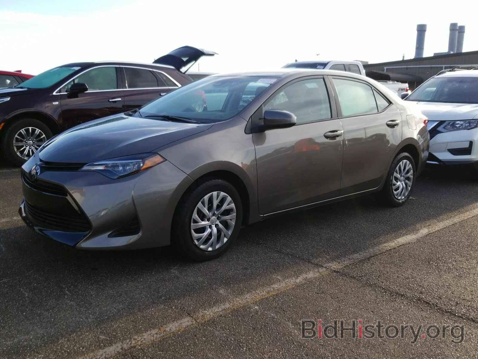 Photo 2T1BURHEXKC170523 - Toyota Corolla LE 2019