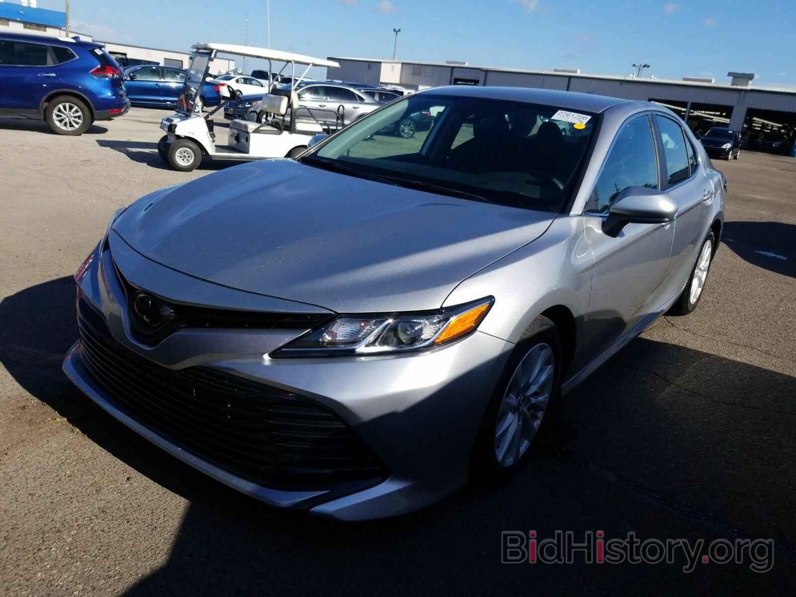 Photo 4T1B11HK1KU716804 - Toyota Camry LE 2019