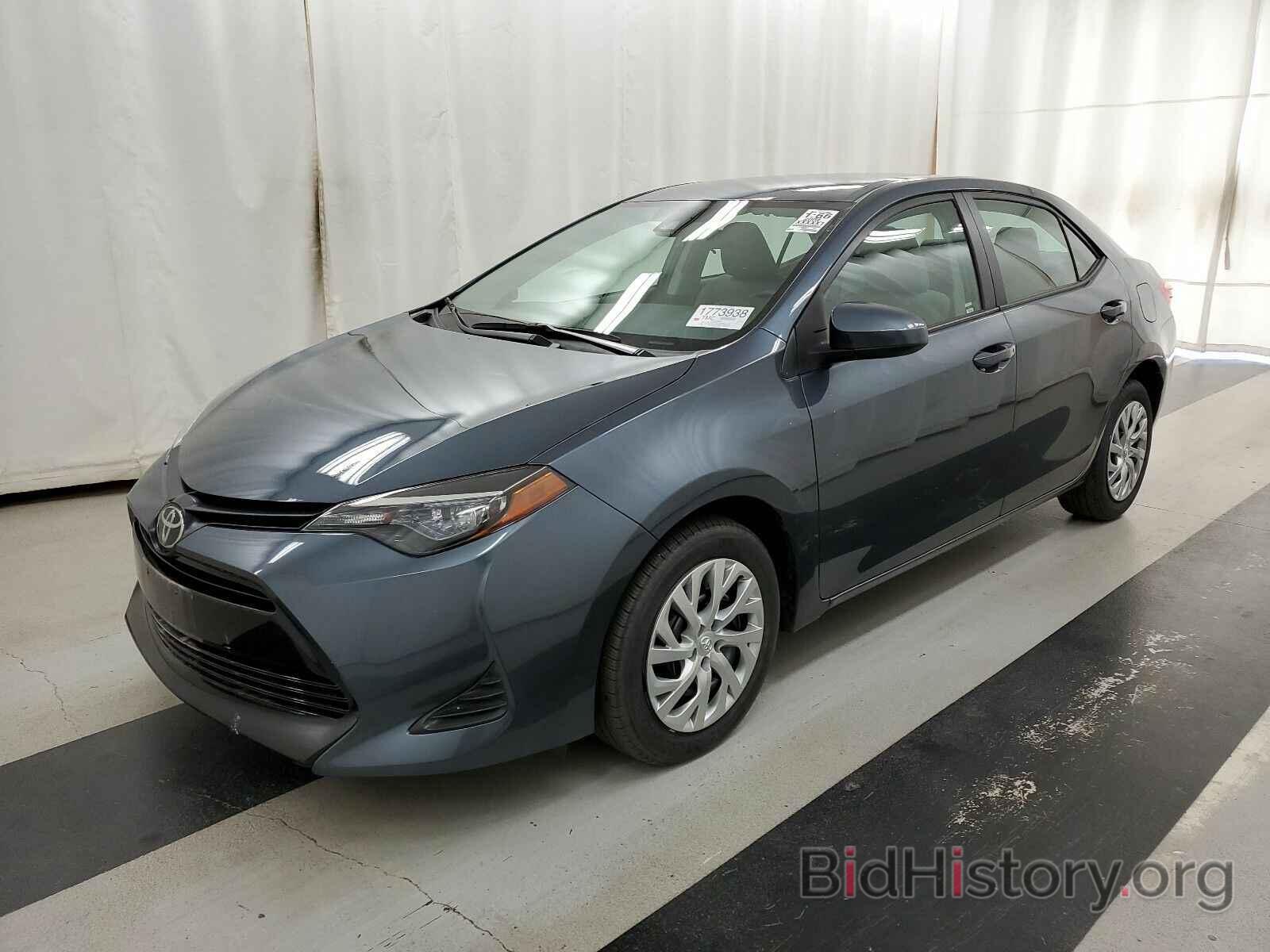 Photo 2T1BURHE5KC158506 - Toyota Corolla LE 2019