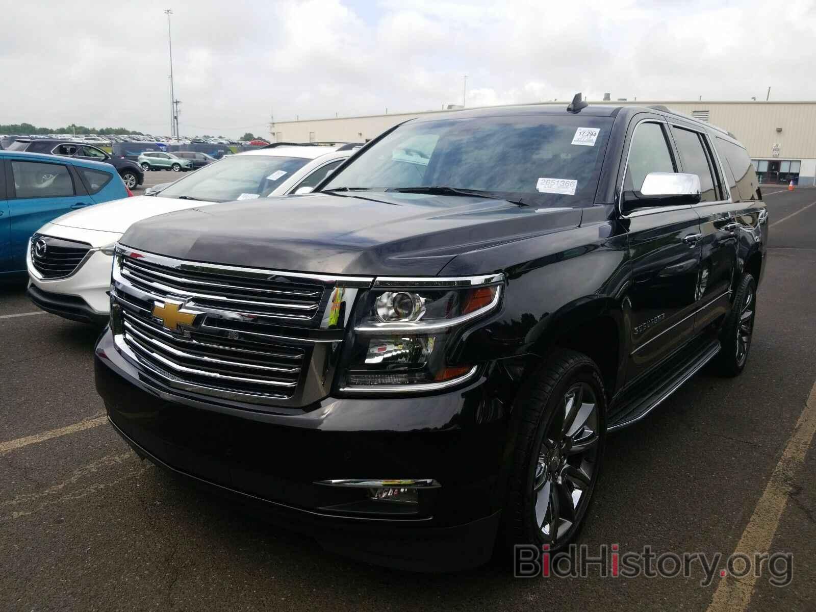 Photo 1GNSKJKC5KR220241 - Chevrolet Suburban 2019