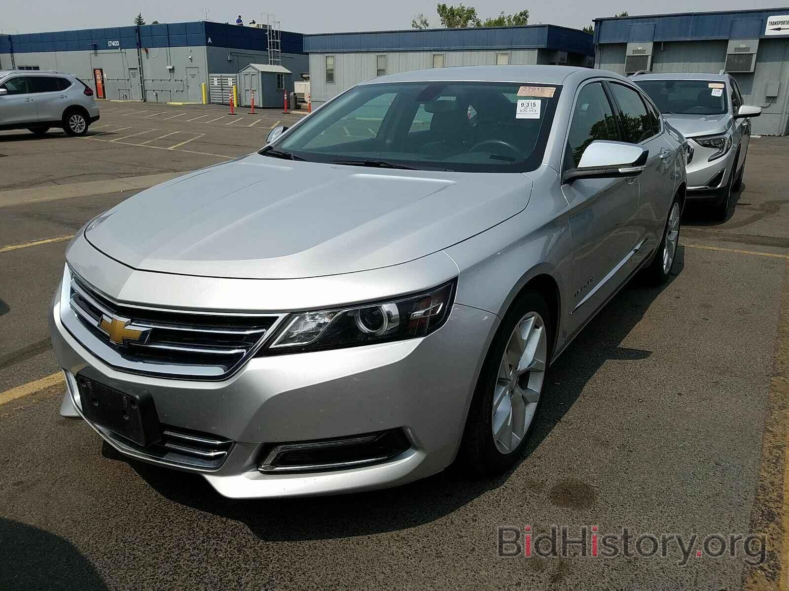 Photo 2G1105S32K9146393 - Chevrolet Impala 2019