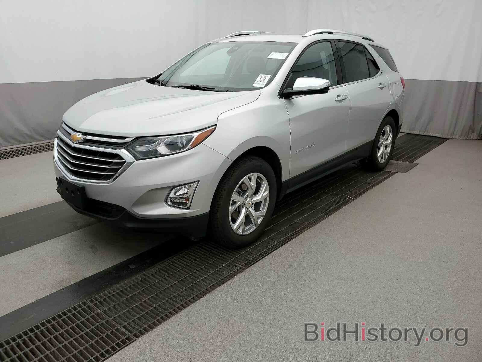 Photo 2GNAXXEV0L6100826 - Chevrolet Equinox AWD 2020