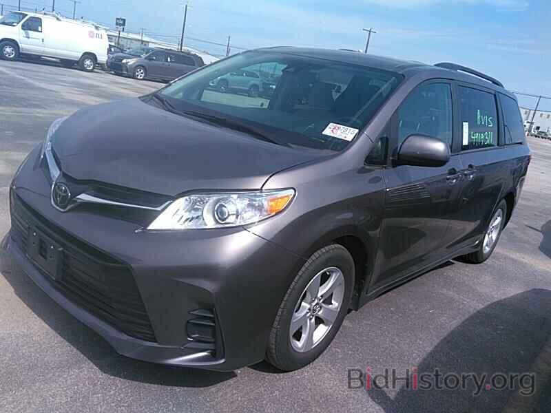 Photo 5TDKZ3DCXKS999604 - Toyota Sienna LE 2019