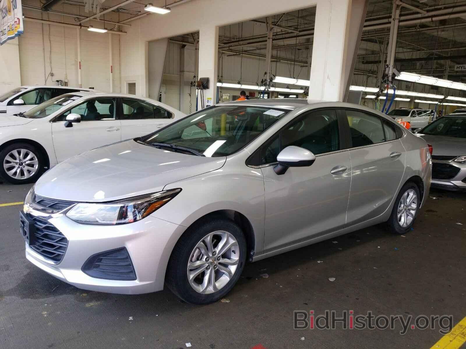 Photo 1G1BE5SM5K7145559 - Chevrolet Cruze 2019