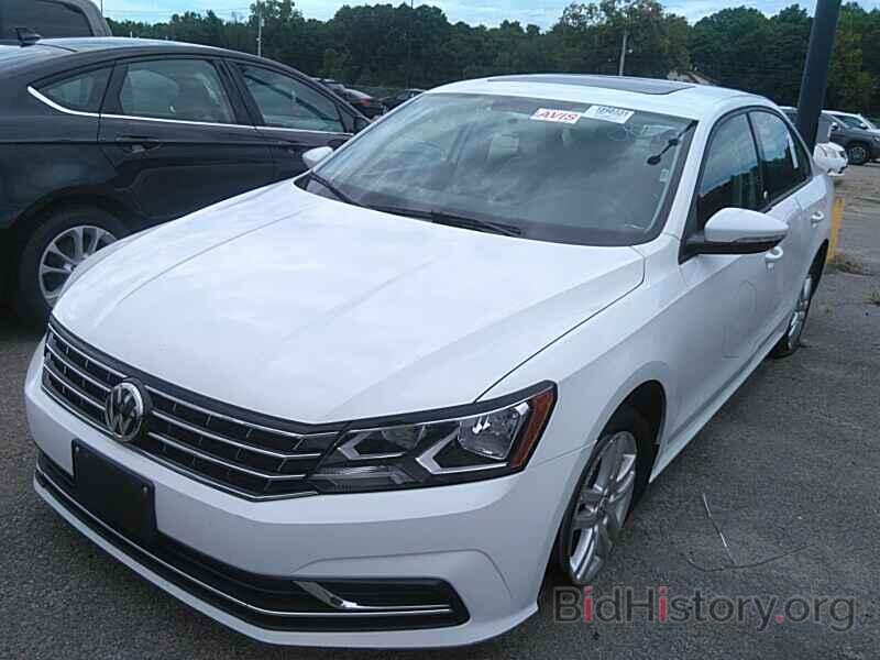 Photo 1VWLA7A34KC013974 - Volkswagen Passat 2019