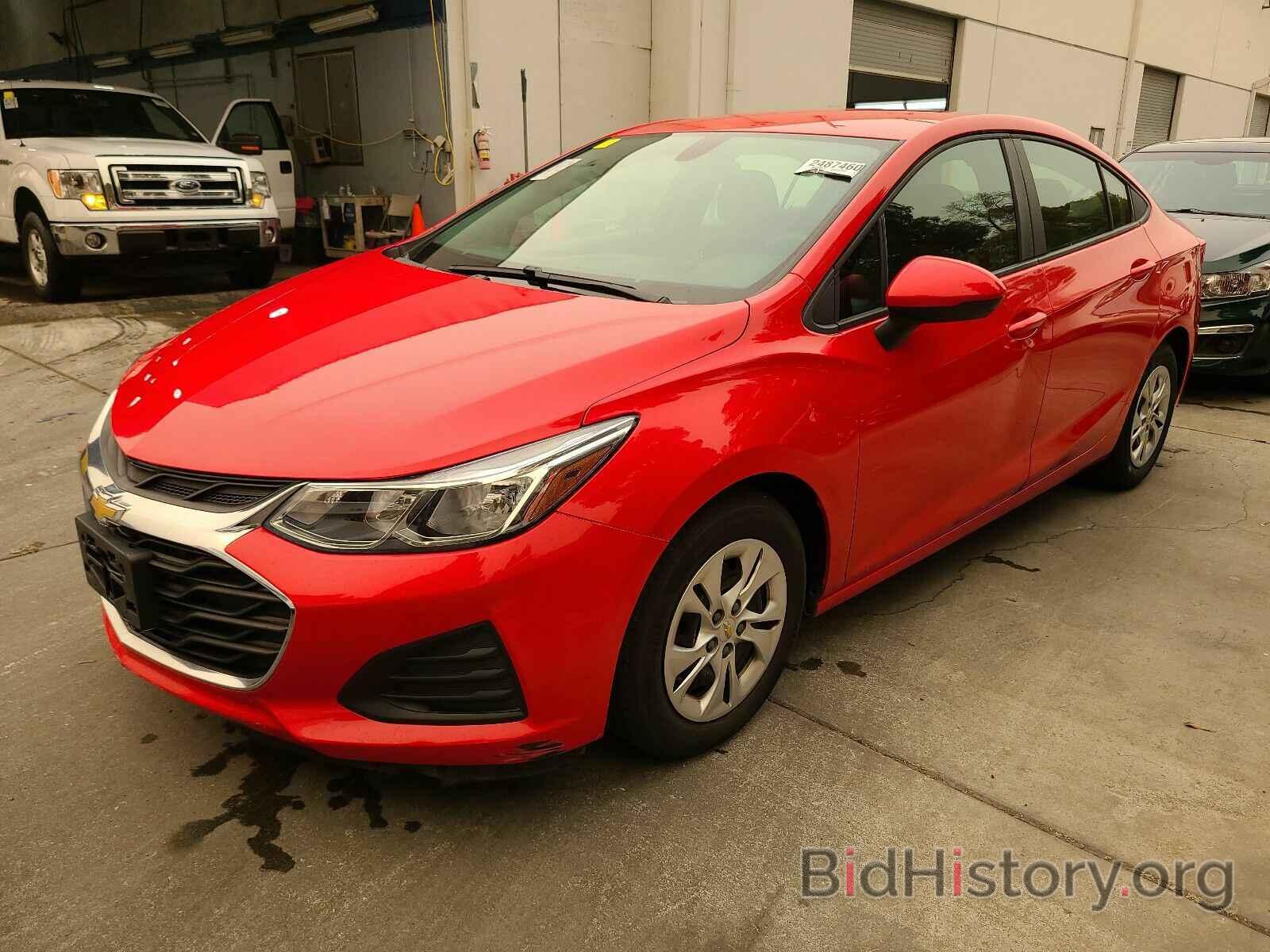 Photo 1G1BJ5SM1K7106219 - Chevrolet Cruze 2019