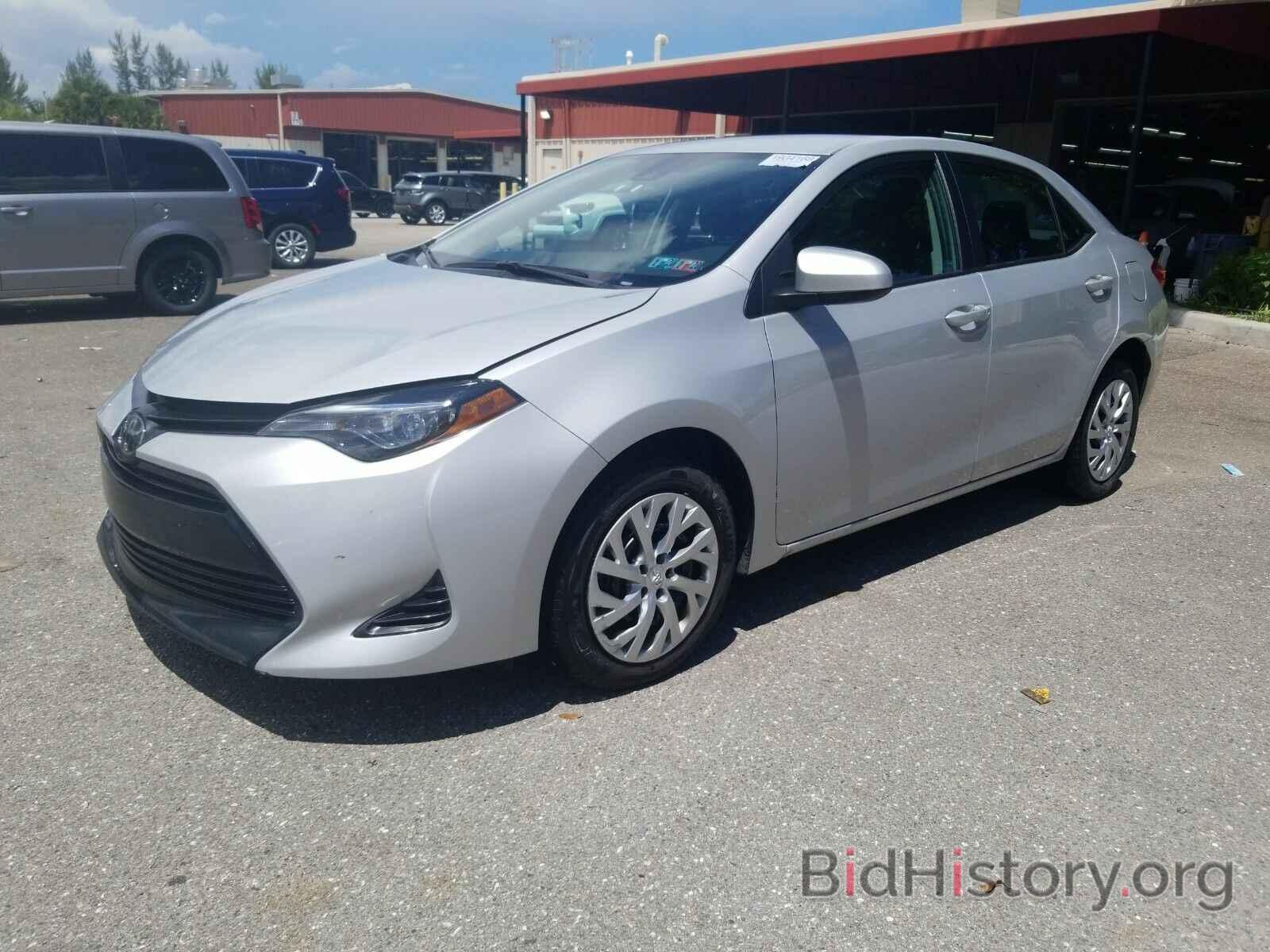 Photo 2T1BURHE2KC242895 - Toyota Corolla LE 2019