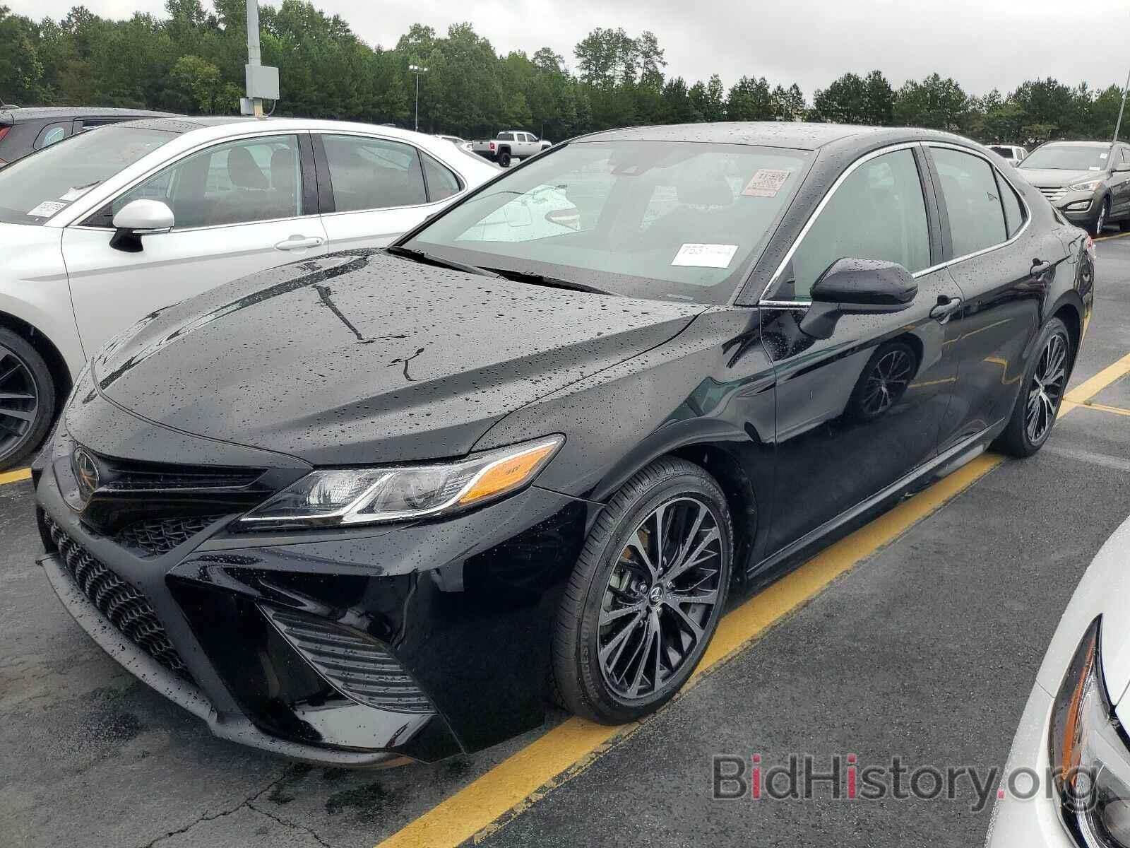 Photo 4T1G11AK4LU326510 - Toyota Camry 2020