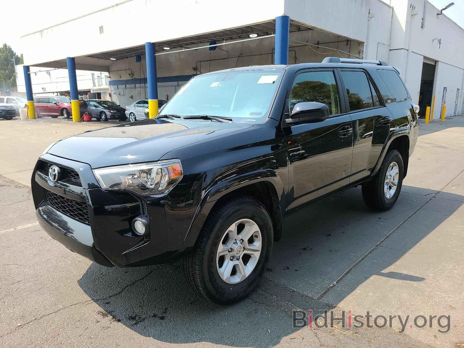 Photo JTEBU5JR0K5671614 - Toyota 4Runner SR5 2019