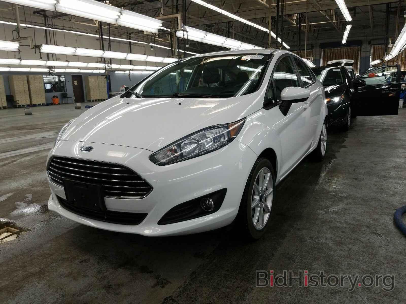 Photo 3FADP4BJ0KM143871 - Ford Fiesta 2019