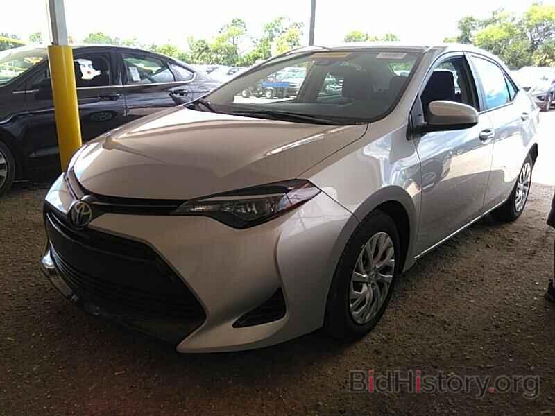 Фотография 5YFBURHE3KP921557 - Toyota Corolla LE 2019