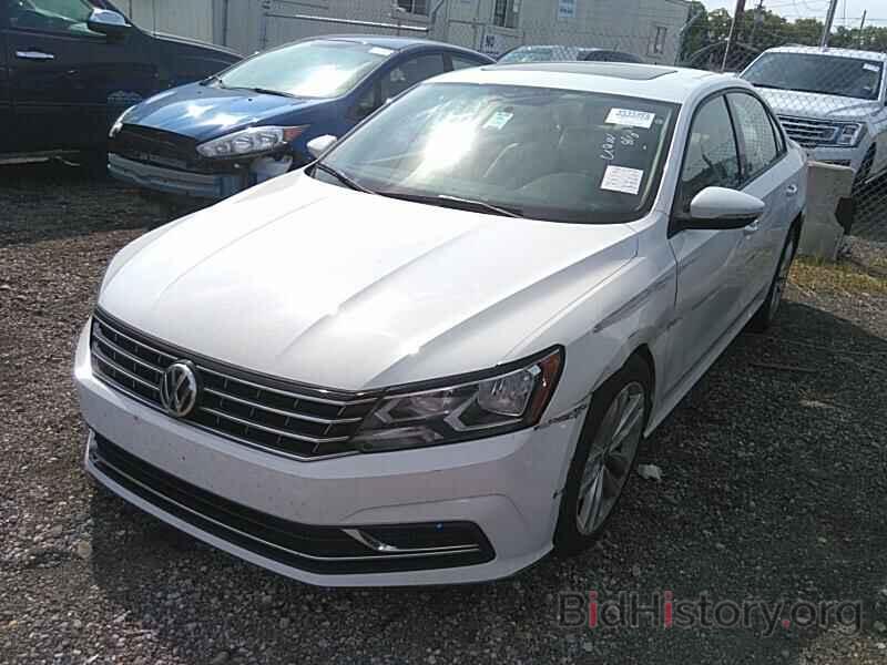 Photo 1VWLA7A39KC005868 - Volkswagen Passat 2019