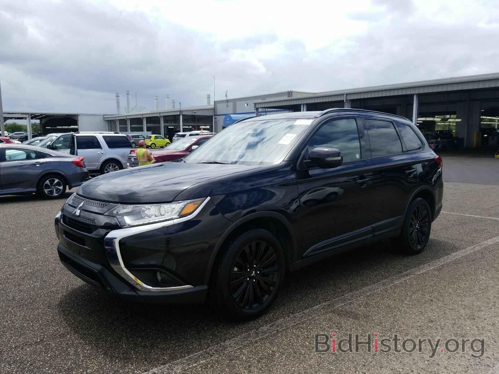 Photo JA4AD3A37LZ015530 - Mitsubishi Outlander 2020