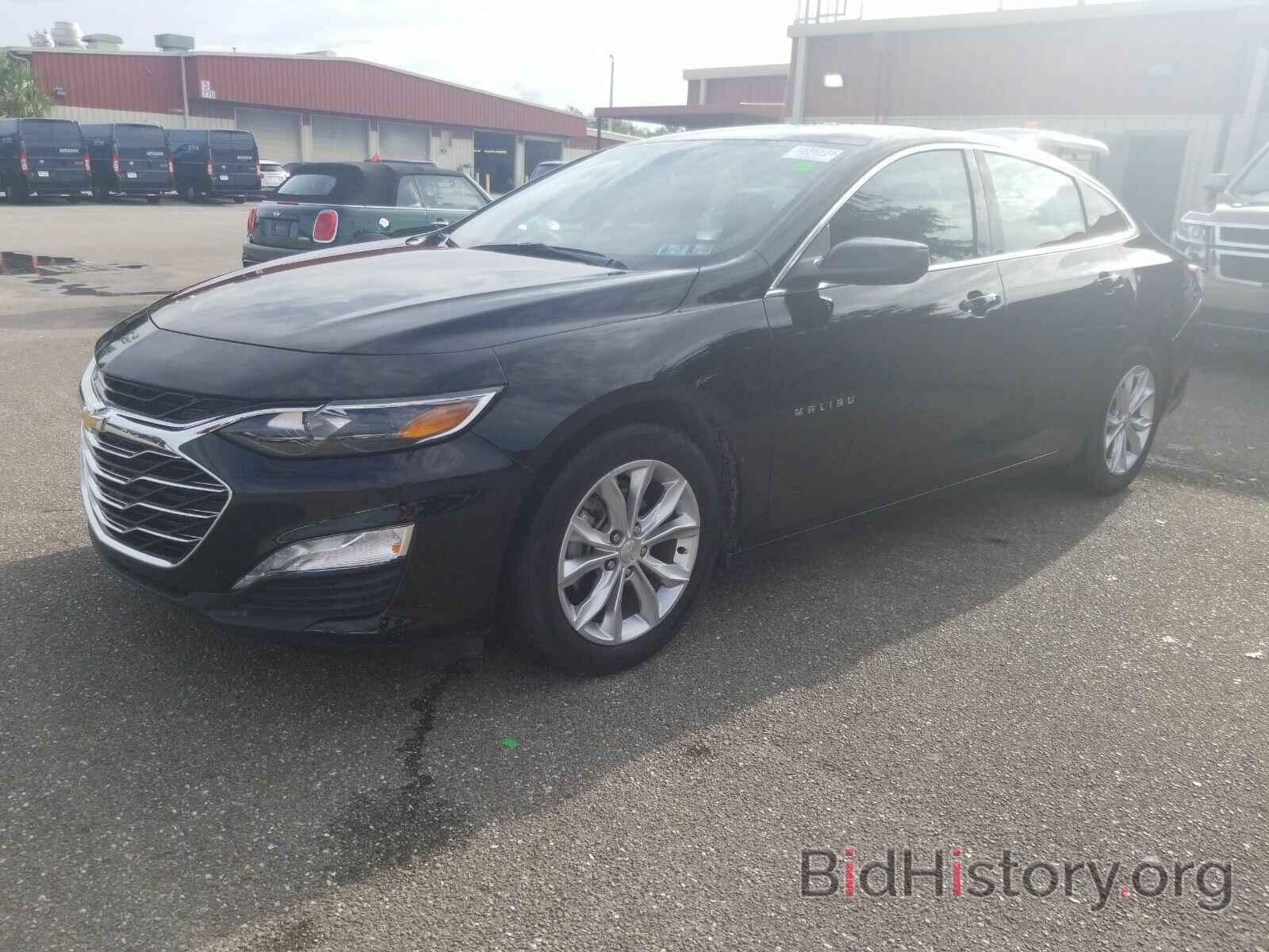 Photo 1G1ZD5ST2KF186536 - Chevrolet Malibu 2019