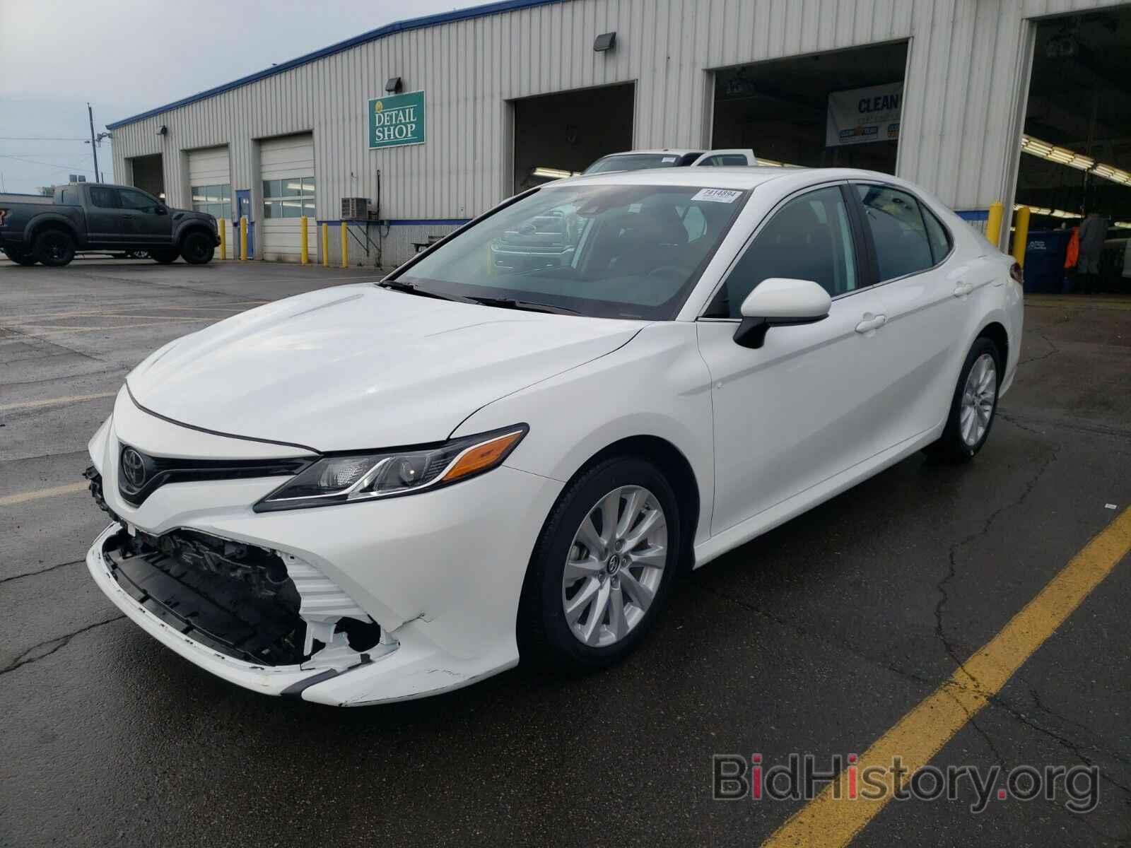 Фотография 4T1B11HK2KU260005 - Toyota Camry LE 2019