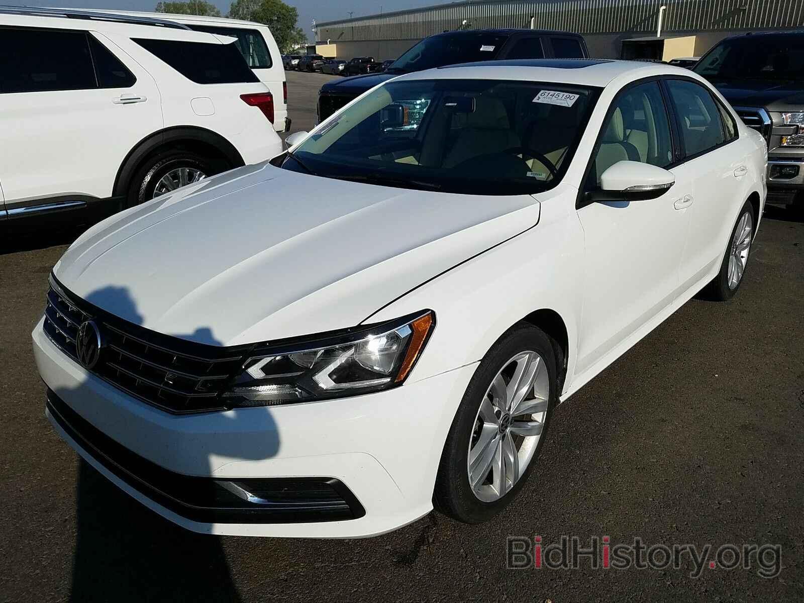 Photo 1VWLA7A31KC009851 - Volkswagen Passat 2019