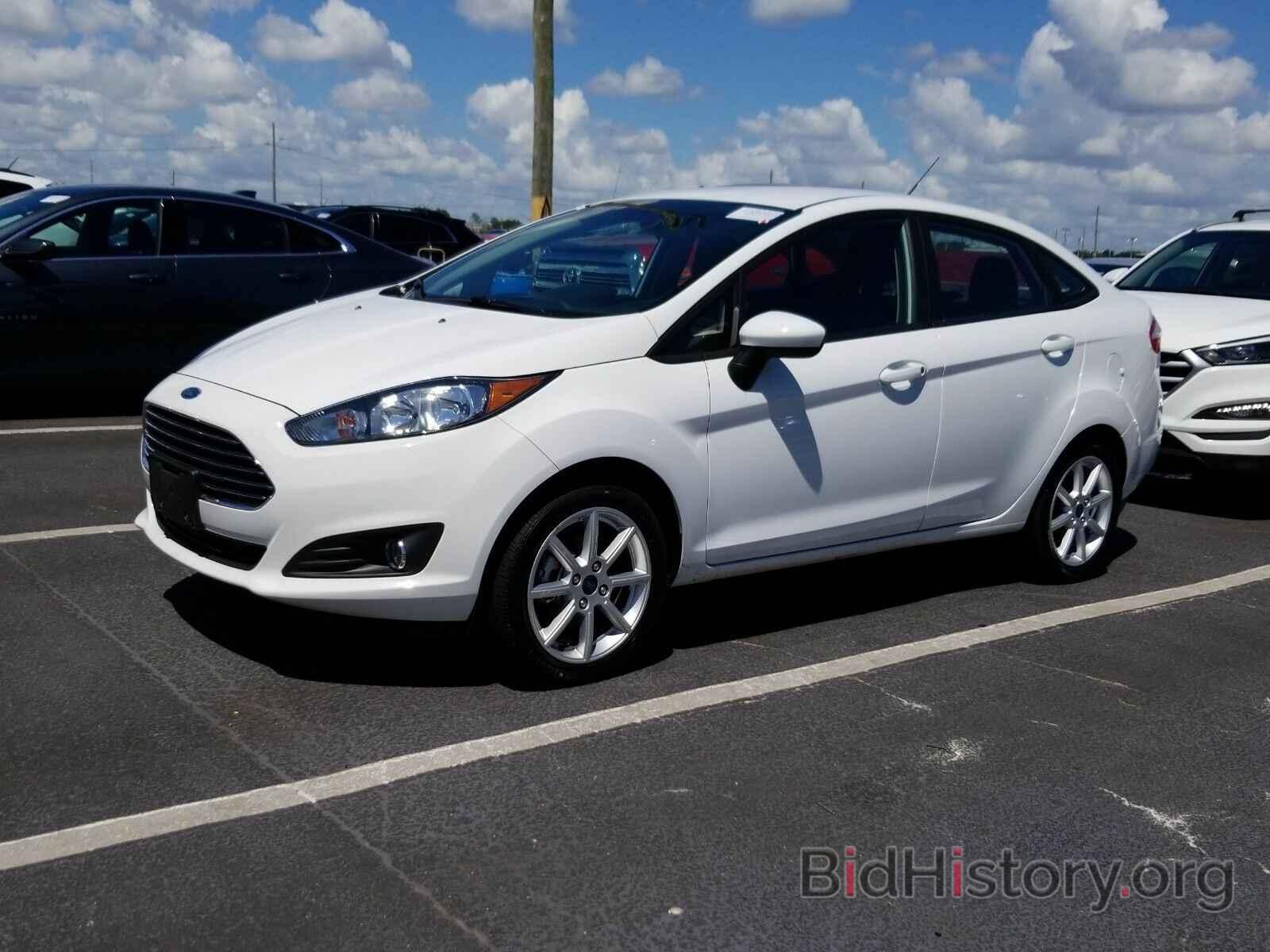 Photo 3FADP4BJ7KM143236 - Ford Fiesta 2019