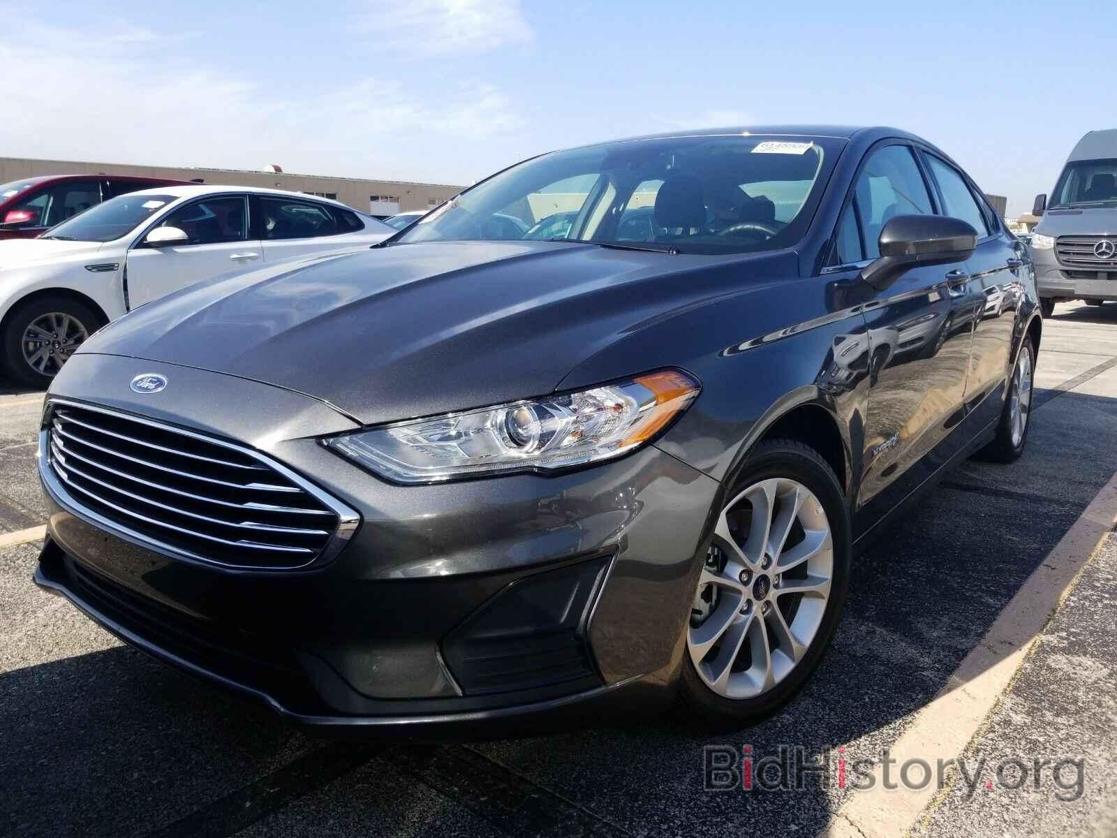 Фотография 3FA6P0LU3KR262852 - Ford Fusion Hybrid 2019