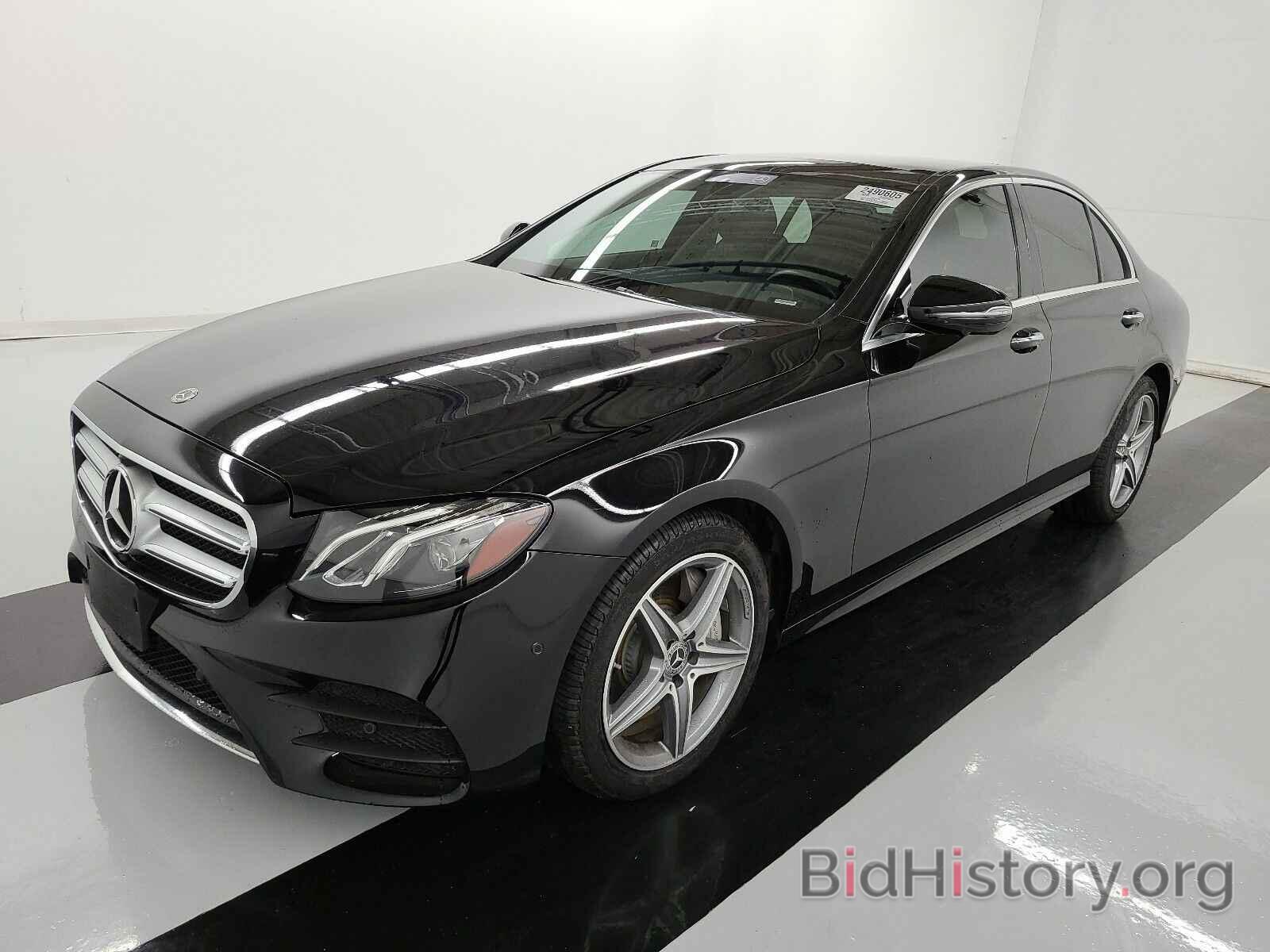 Photo WDDZF4JB4KA526499 - Mercedes-Benz E-Class 2019