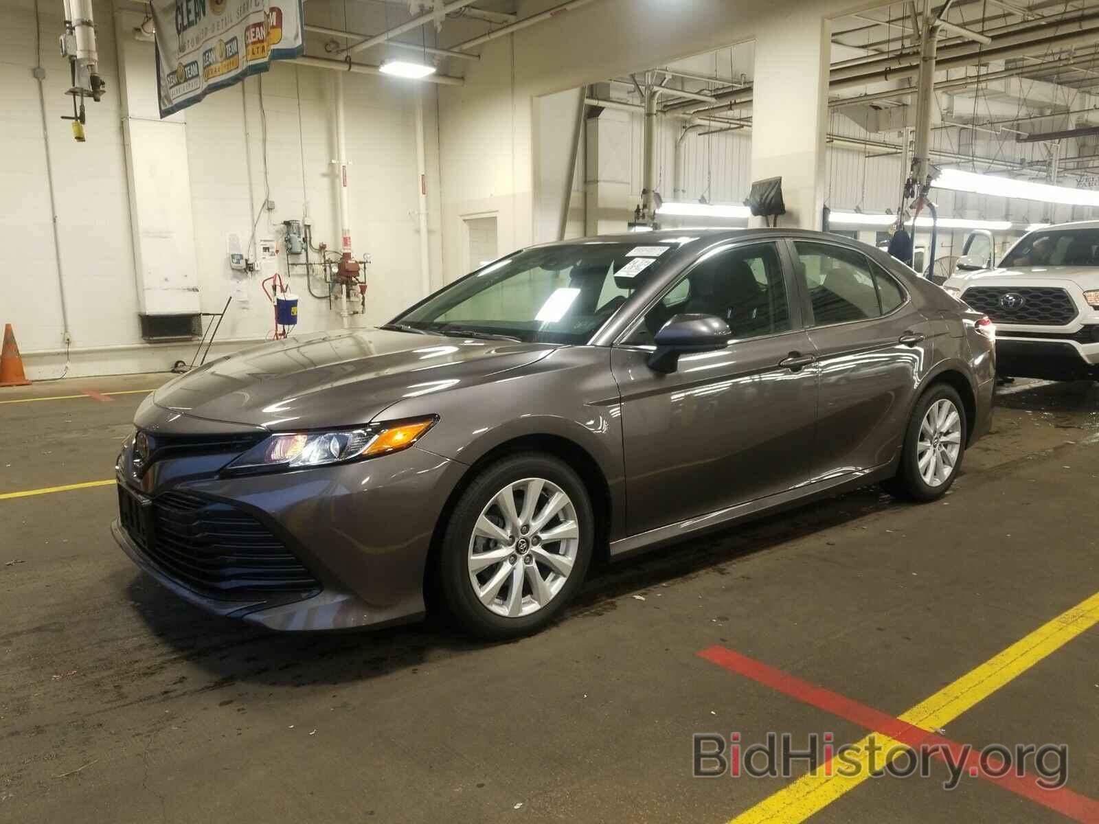 Photo 4T1C11AKXLU314442 - Toyota Camry LE 2020