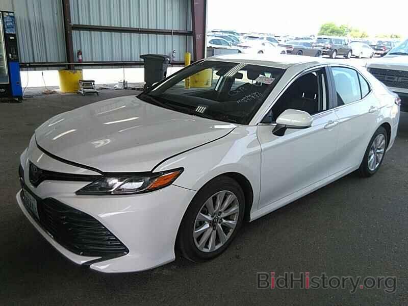 Photo 4T1B11HK9KU773557 - Toyota Camry LE 2019