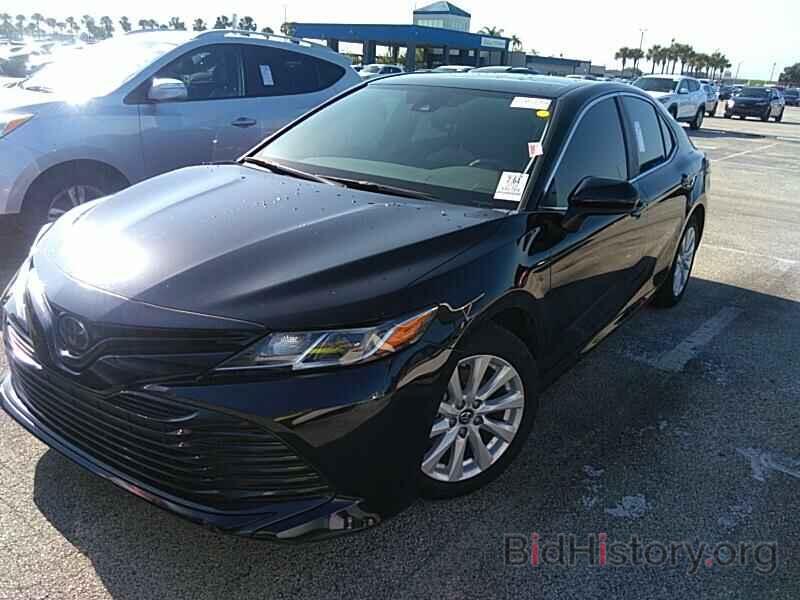 Photo 4T1B11HK2KU235251 - Toyota Camry LE 2019