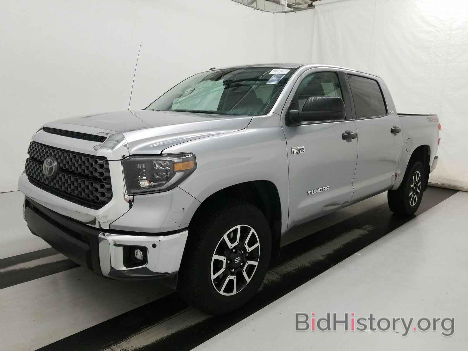 Photo 5TFDY5F16KX866805 - Toyota Tundra 4WD 2019