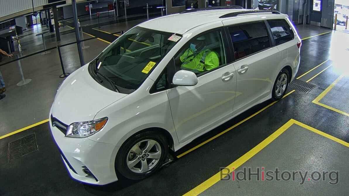 Фотография 5TDKZ3DC9LS049560 - Toyota Sienna LE 2020