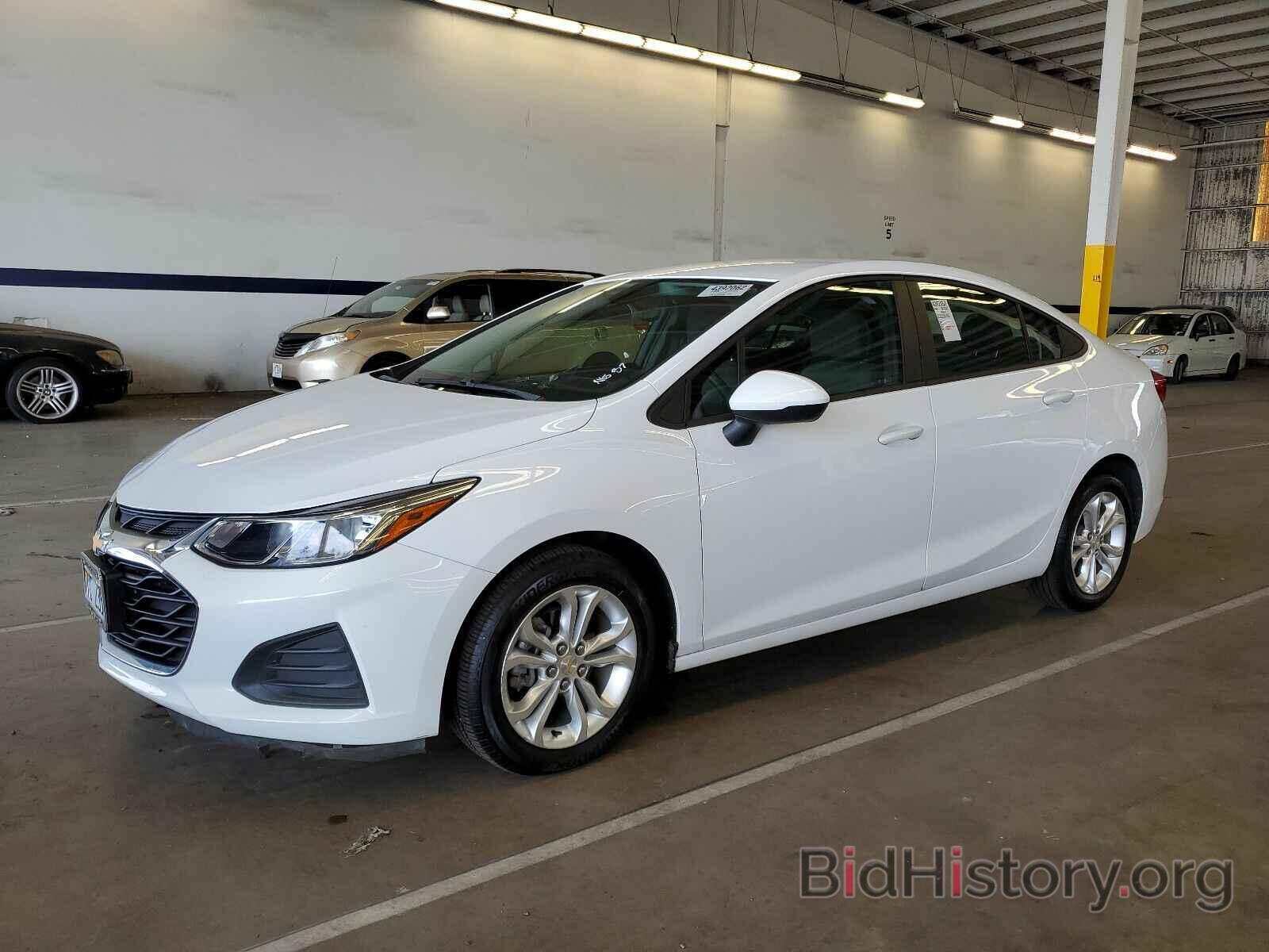 Photo 1G1BC5SM8K7101903 - Chevrolet Cruze 2019