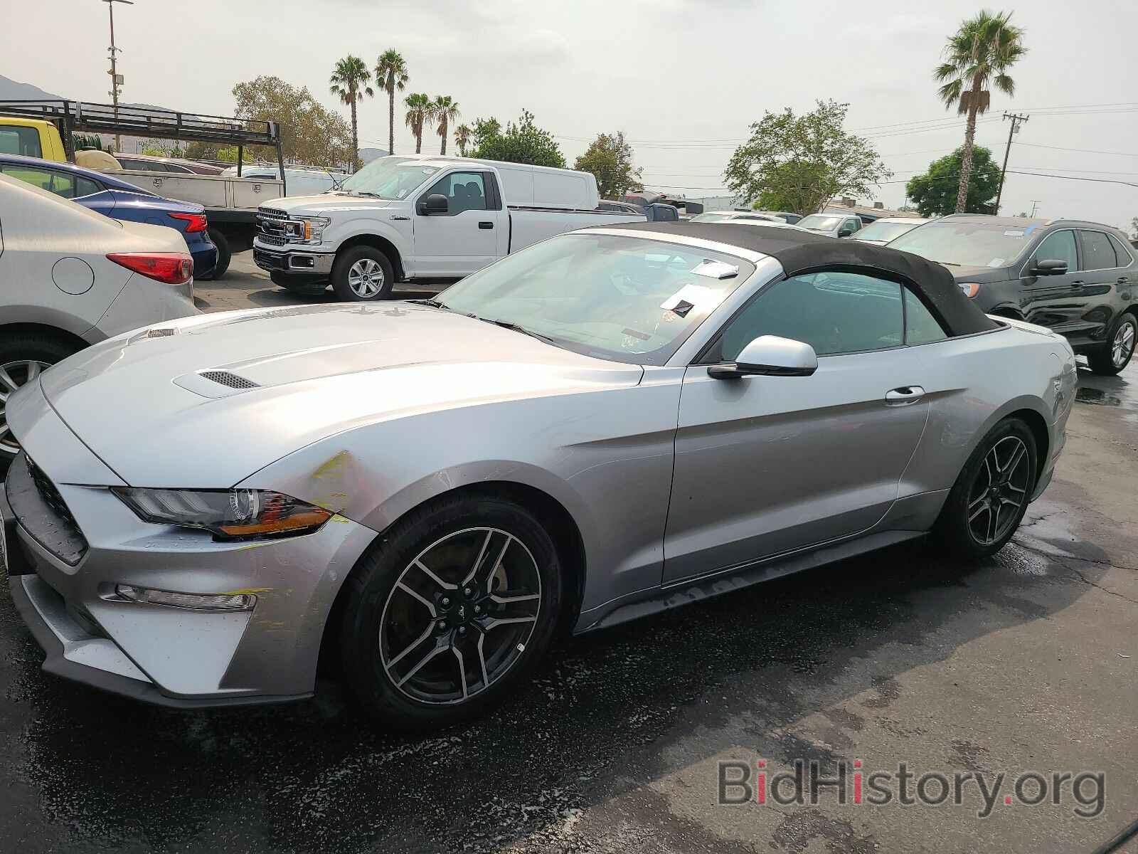 Photo 1FATP8UH5L5112121 - Ford Mustang 2020