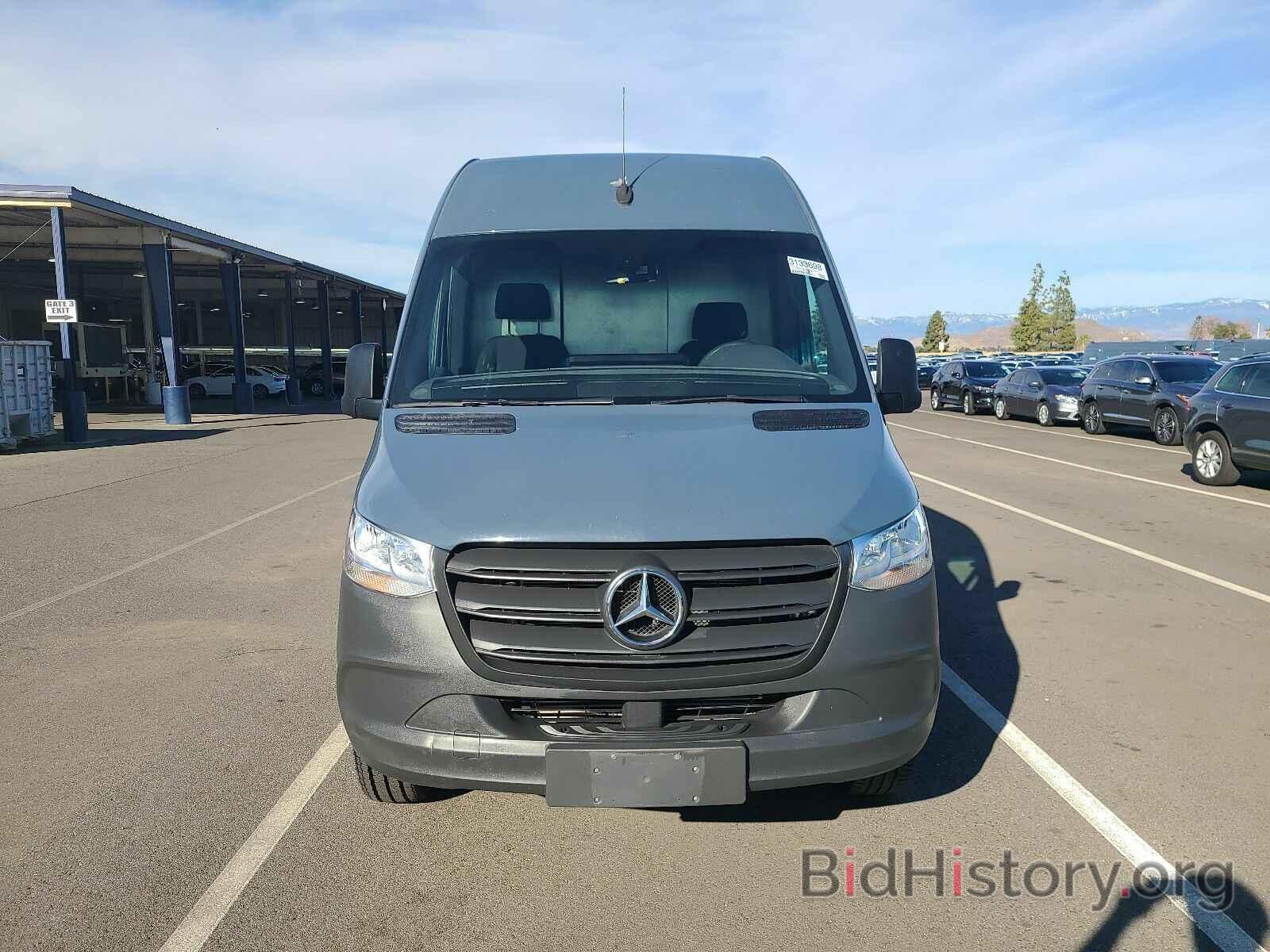 Photo WD4PF0CDXKP045135 - Mercedes-Benz Sprinter Cargo Van 2019