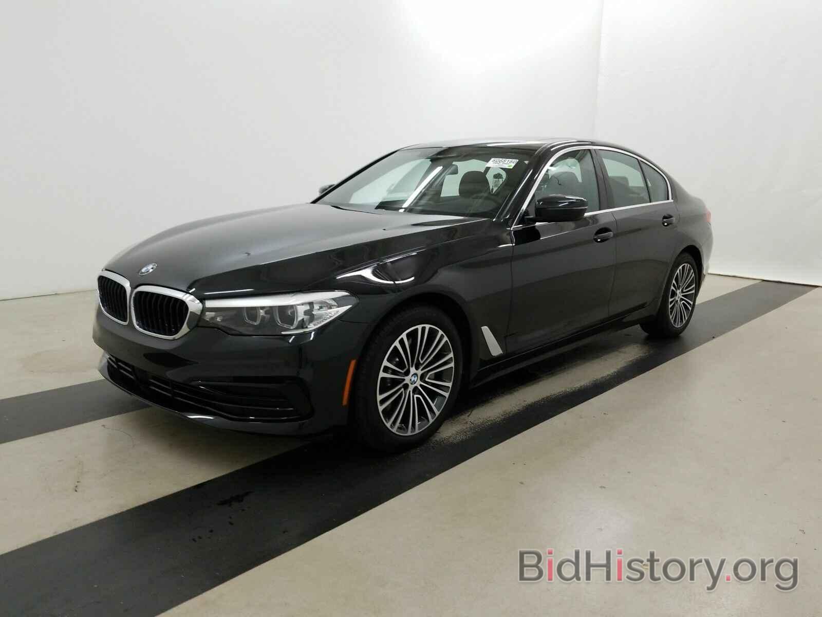 Photo WBAJE5C58KG919388 - BMW 5 Series 2019