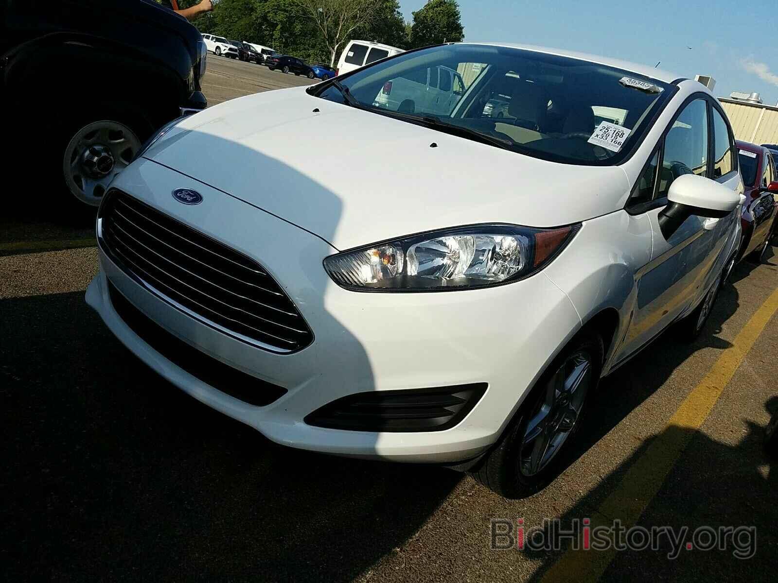 Photo 3FADP4EJ5KM130951 - Ford Fiesta 2019