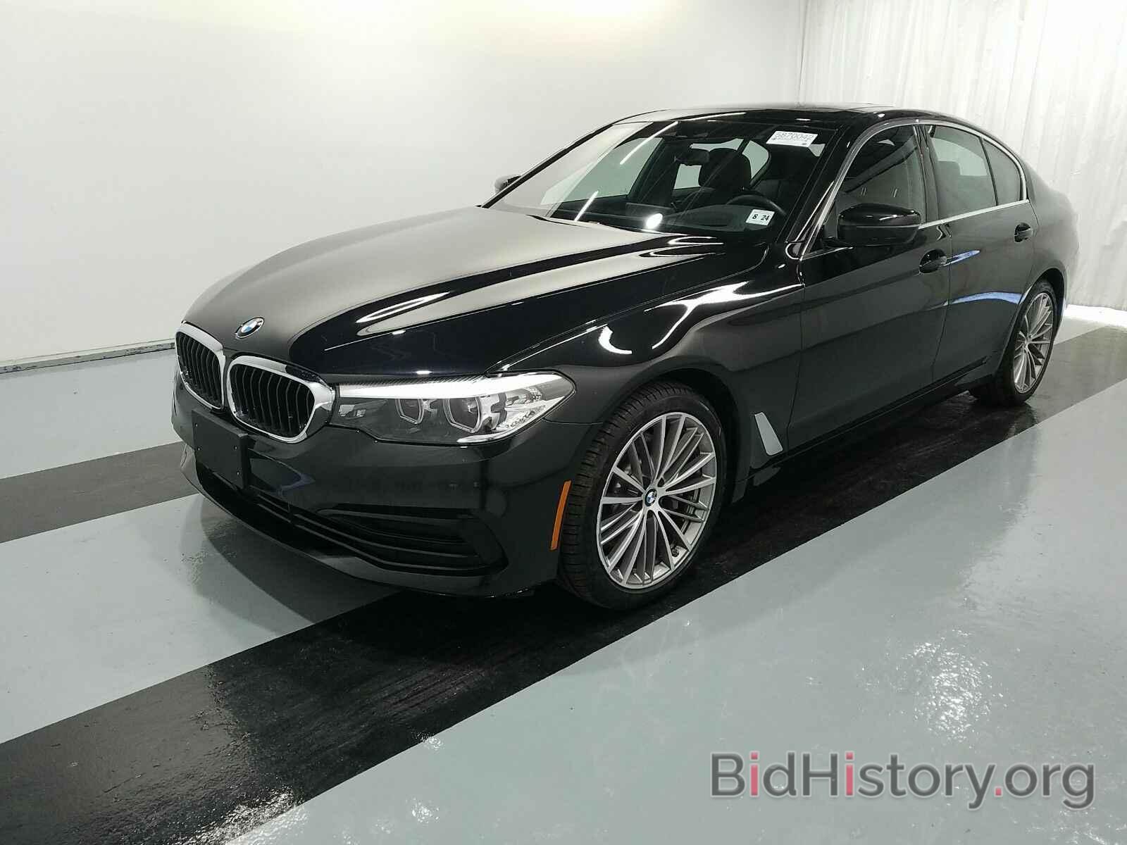 Photo WBAJE7C51KG892823 - BMW 5 Series 2019