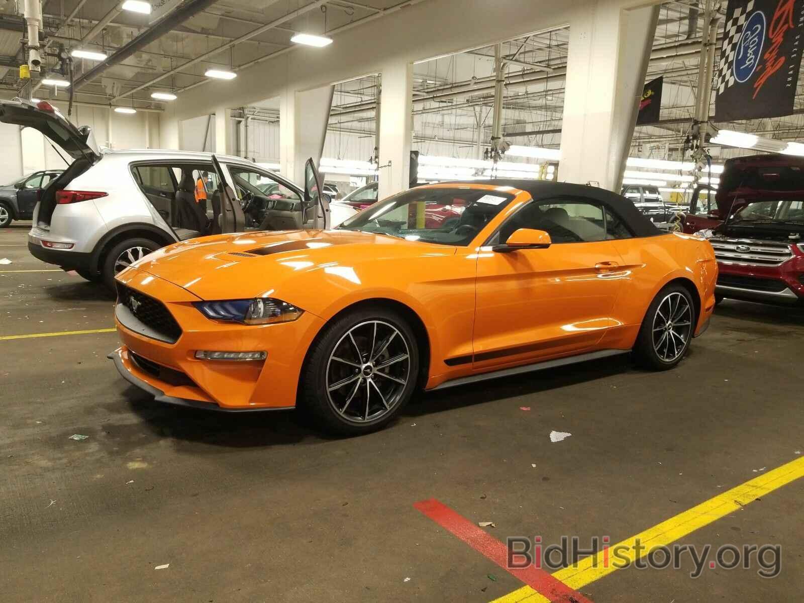 Photo 1FATP8UH5L5137925 - Ford Mustang 2020