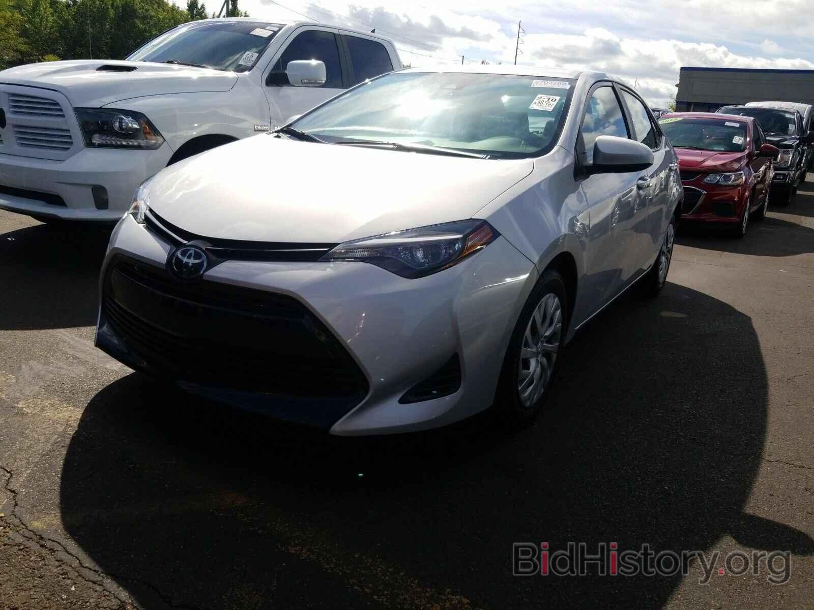 Photo 2T1BURHE1KC215915 - Toyota Corolla LE 2019