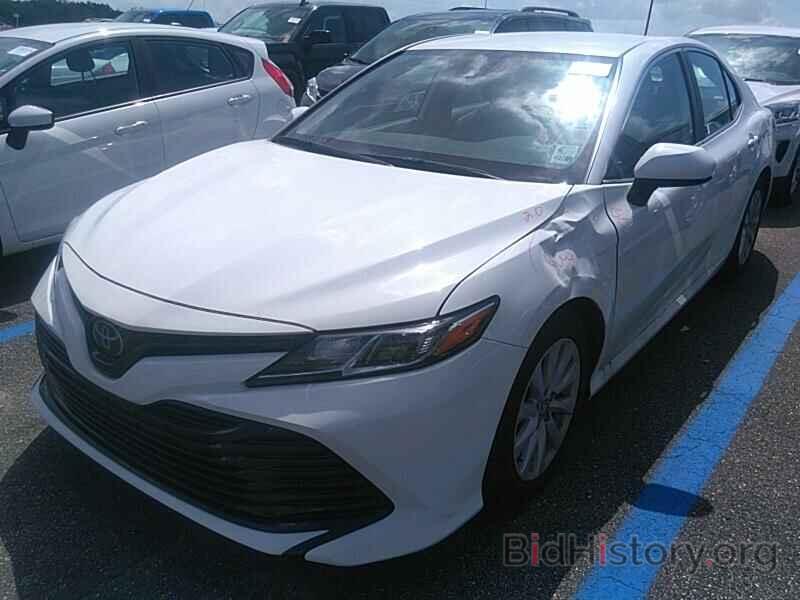 Photo 4T1C11AK6LU929005 - Toyota Camry LE 2020