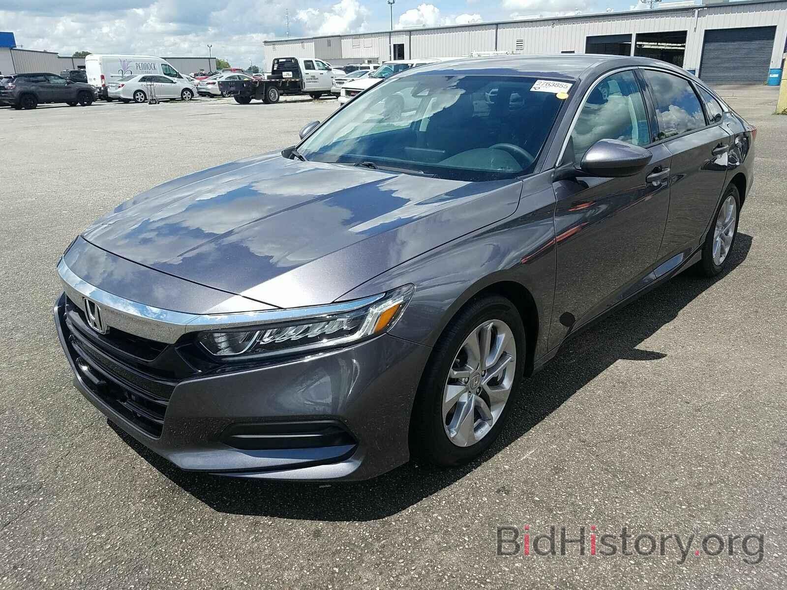 Photo 1HGCV1F19KA120737 - Honda Accord Sedan 2019