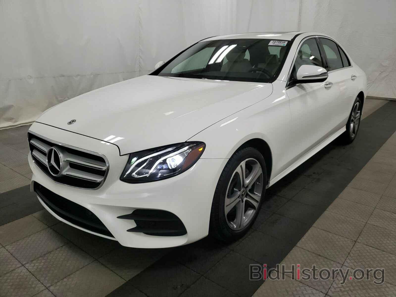 Photo WDDZF4KB9KA621977 - Mercedes-Benz E-Class 2019