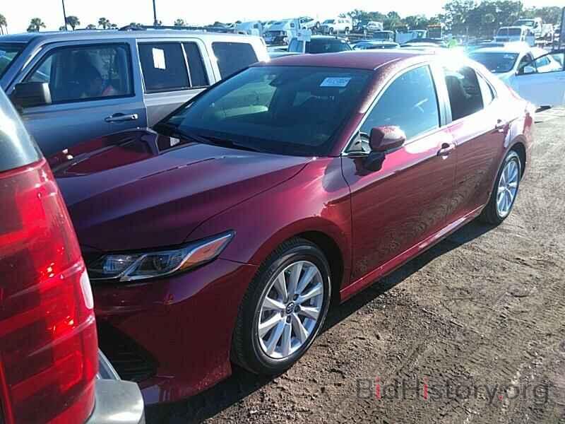 Photo 4T1B11HK6KU843516 - Toyota Camry LE 2019