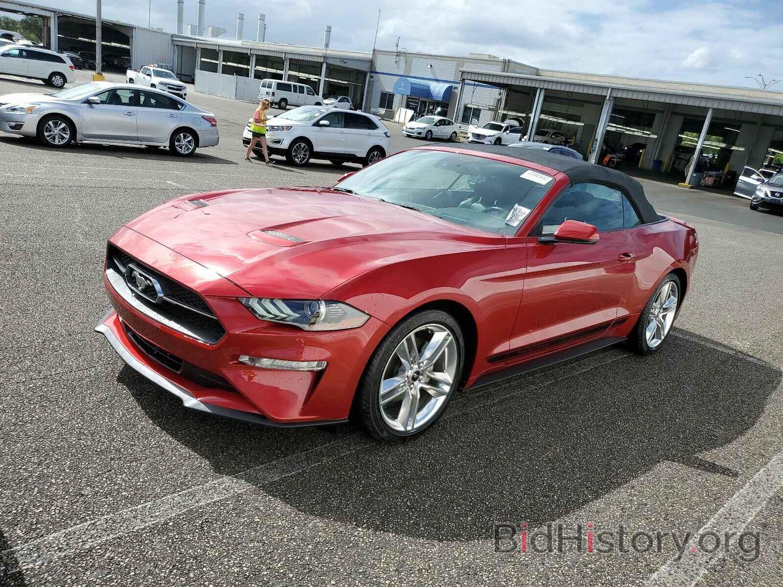 Photo 1FATP8UHXL5138052 - Ford Mustang 2020