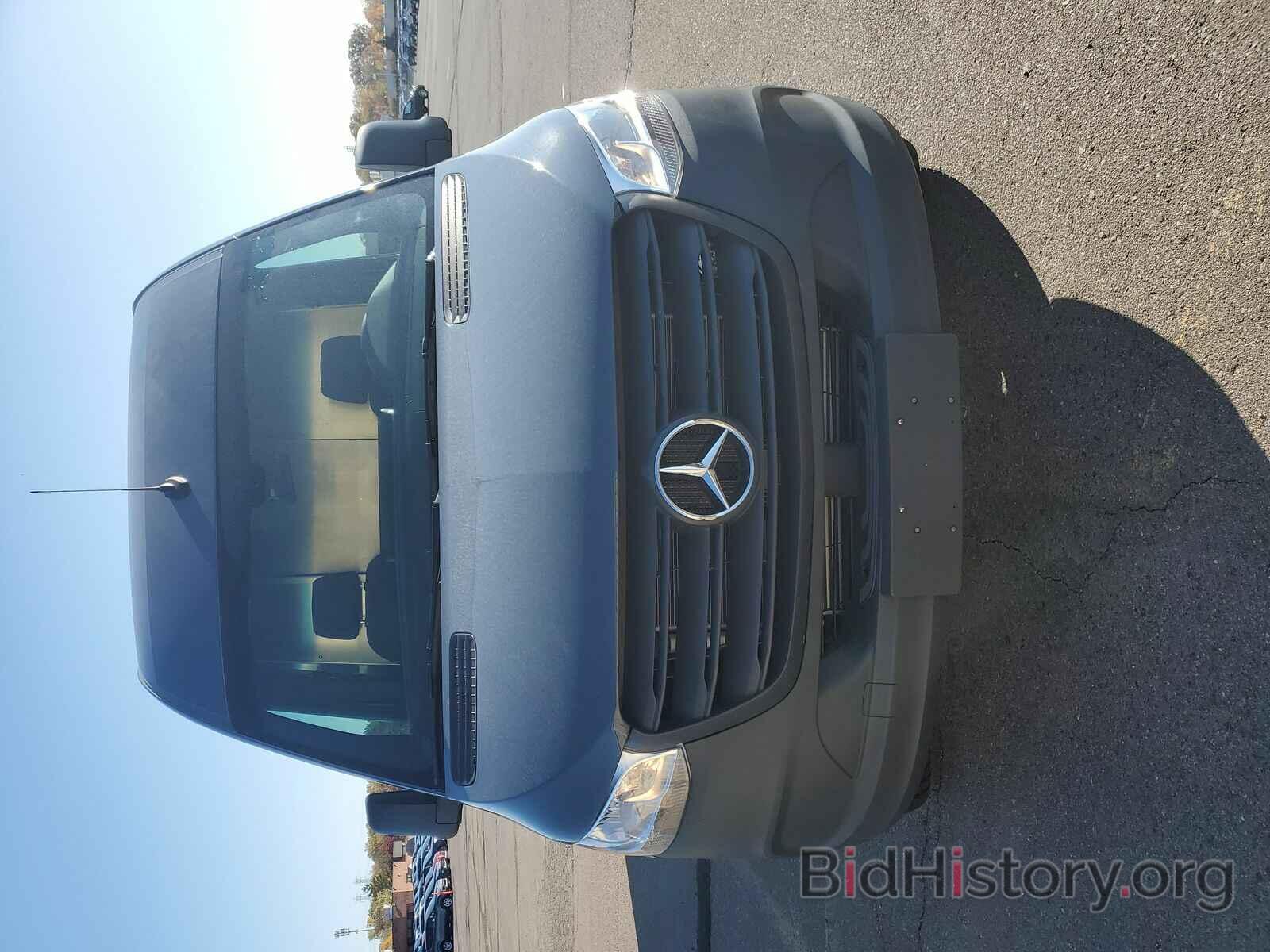 Photo WD4PF1CD9KP135589 - Mercedes-Benz Sprinter Cargo Van 2019