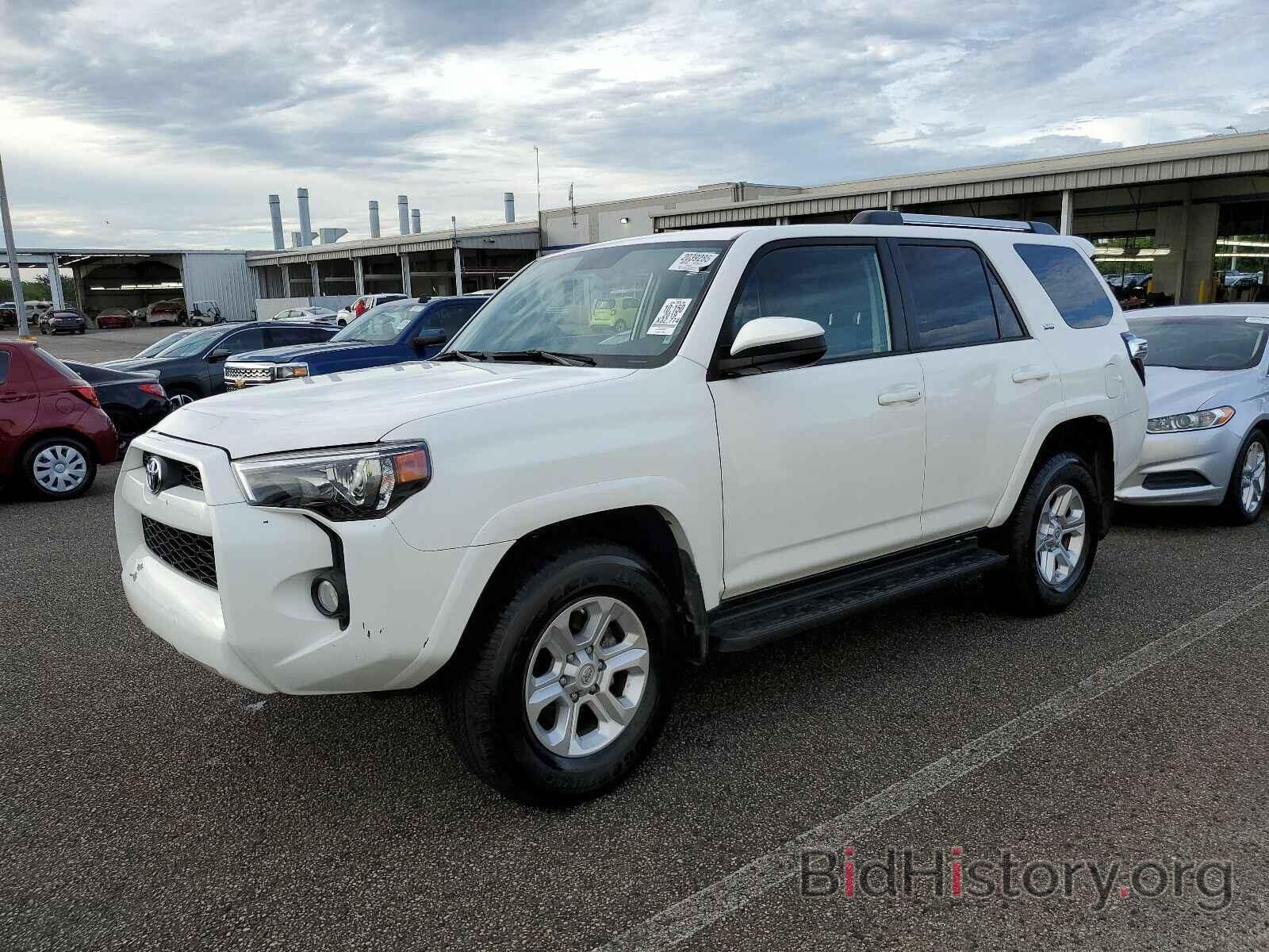 Фотография JTEBU5JR8K5640188 - Toyota 4Runner SR5 2019