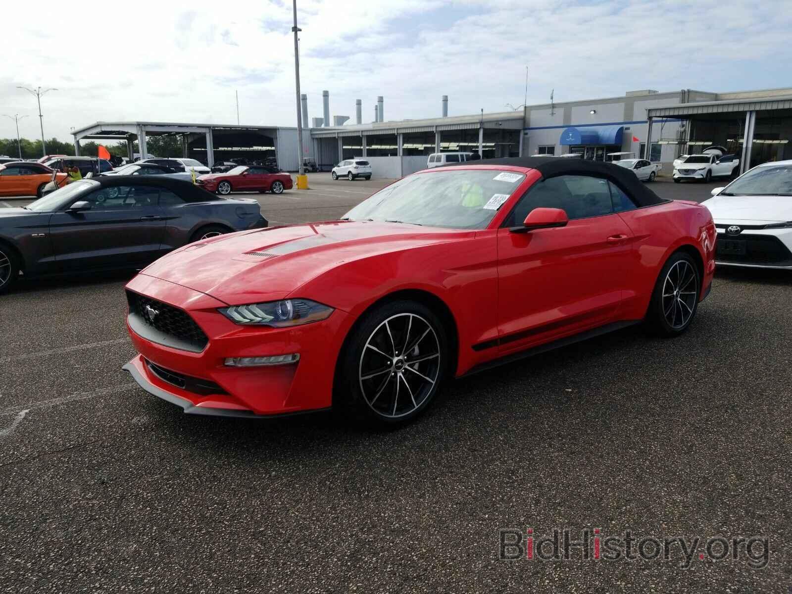 Photo 1FATP8UH3L5138135 - Ford Mustang 2020