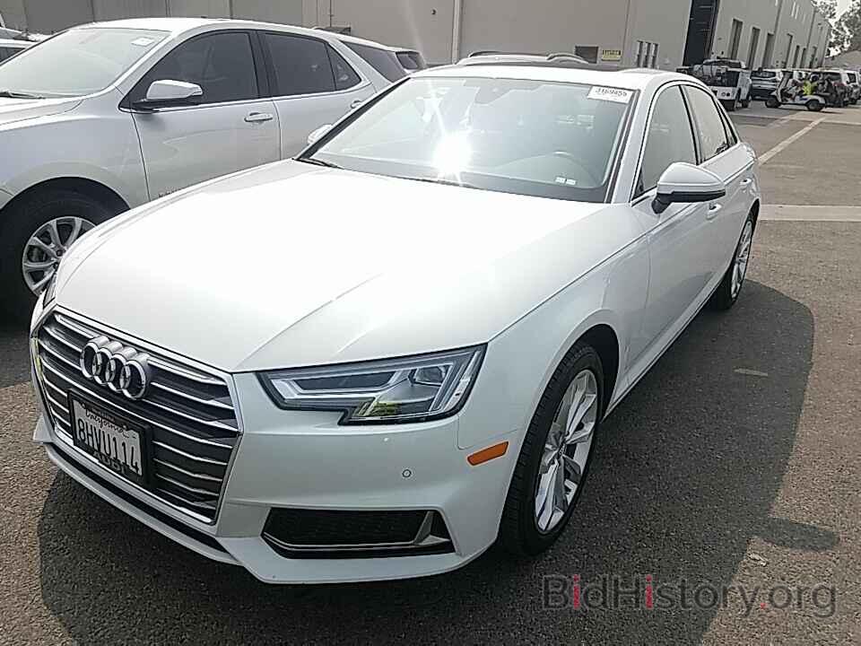 Photo WAUHMAF47KA033238 - Audi A4 2019