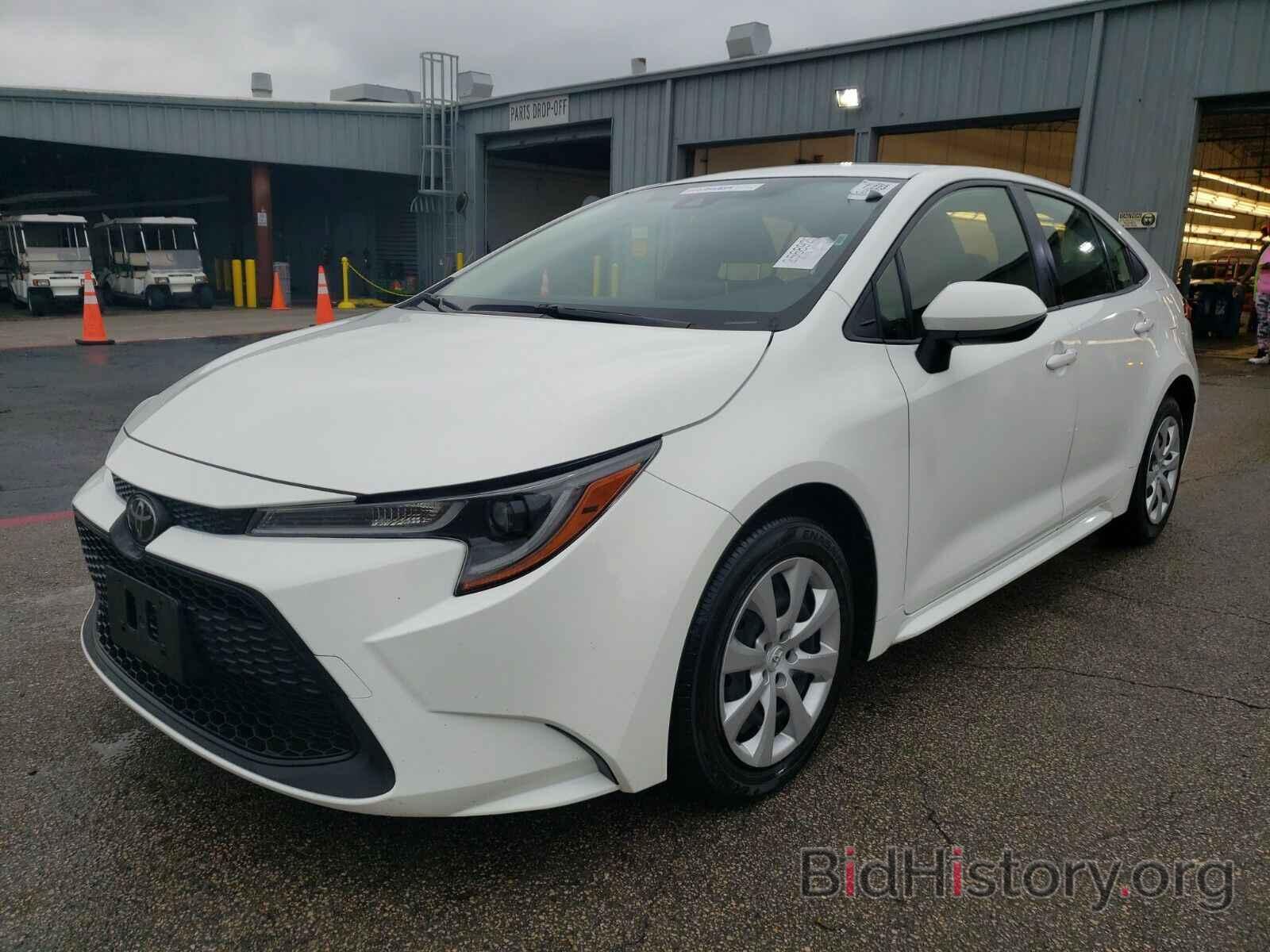 Photo JTDEPRAE0LJ045079 - Toyota Corolla LE 2020