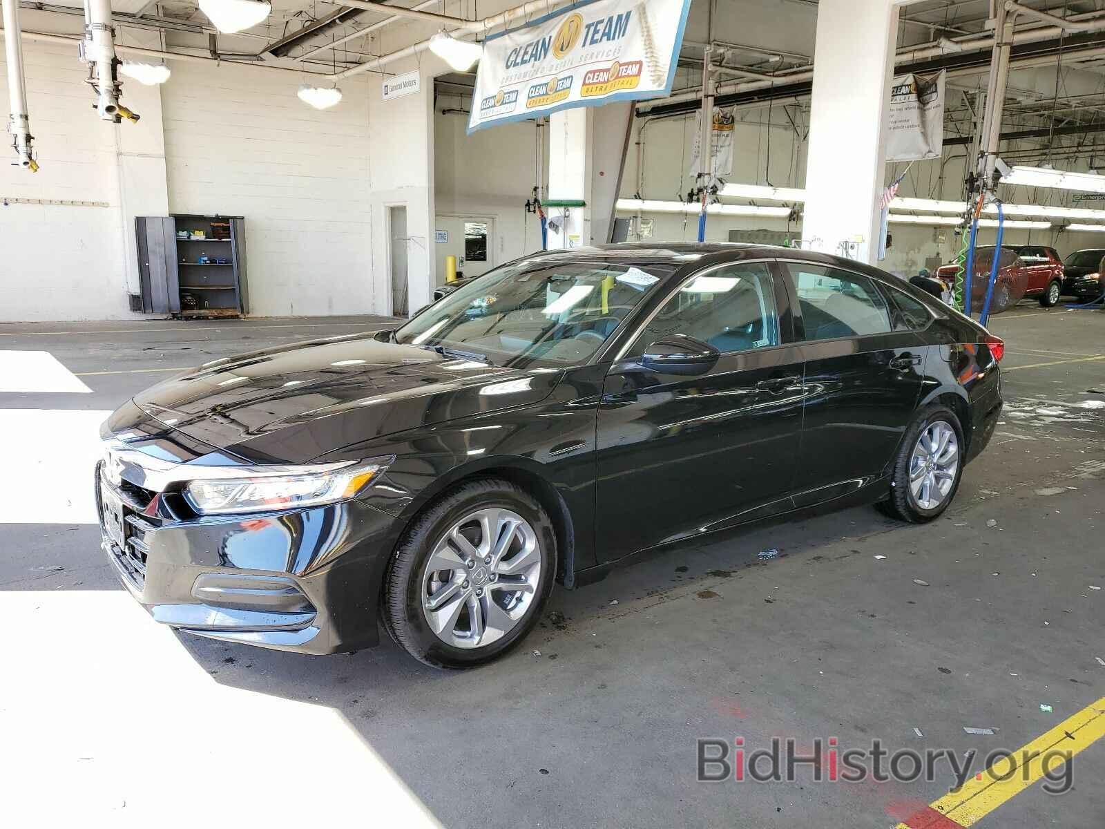 Photo 1HGCV1F16KA089799 - Honda Accord Sedan 2019