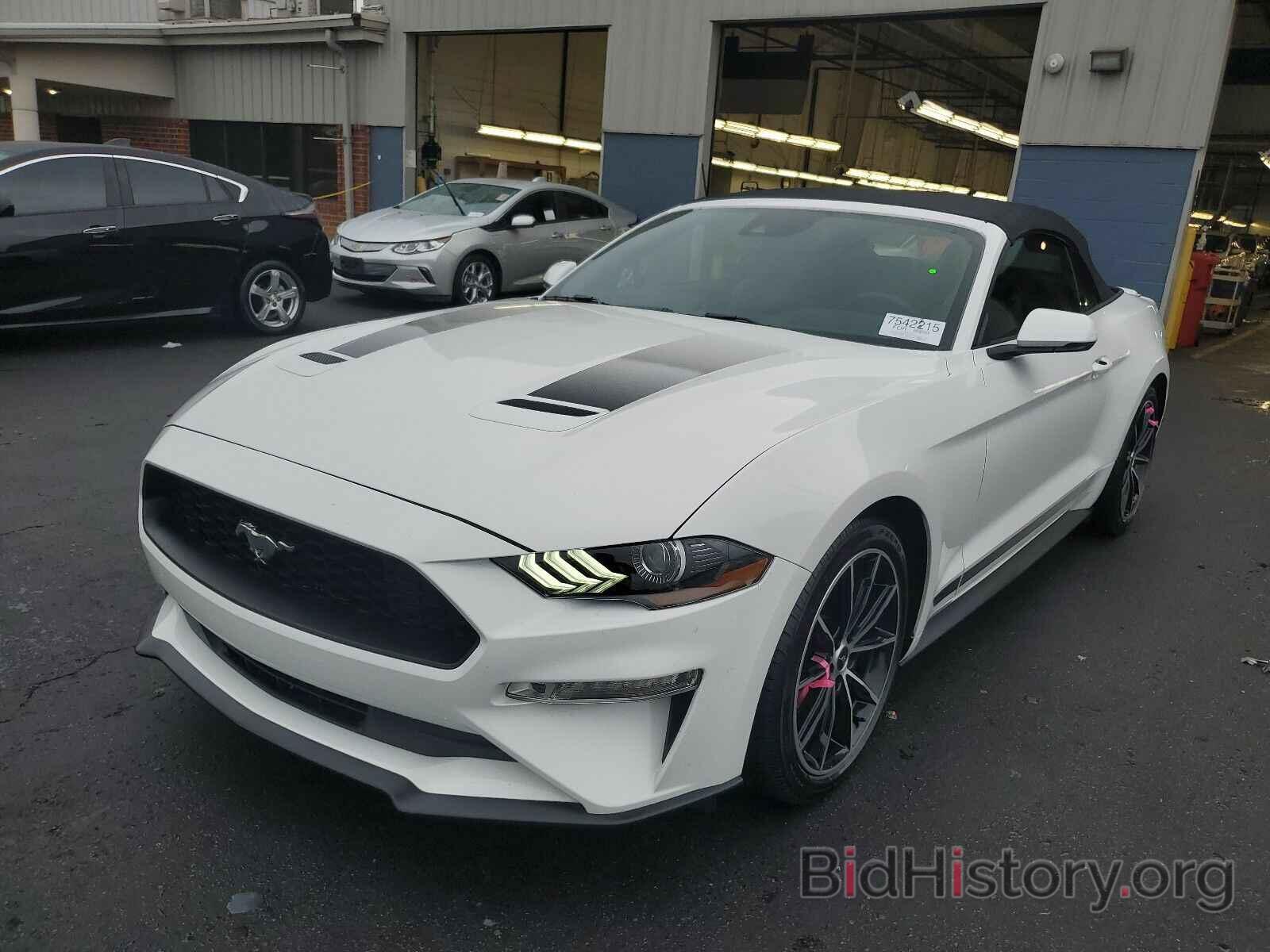 Photo 1FATP8UHXL5134695 - Ford Mustang 2020