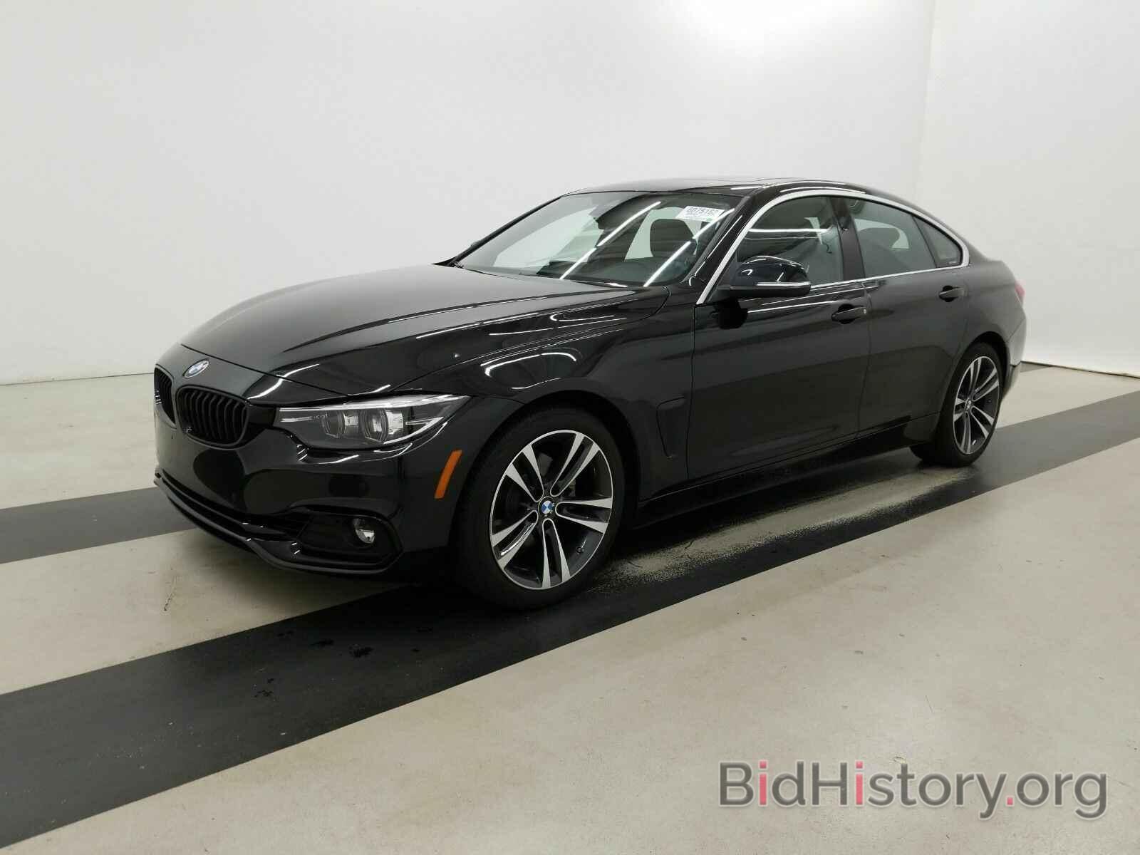 Photo WBA4J1C08LBU68287 - BMW 4 Series 2020