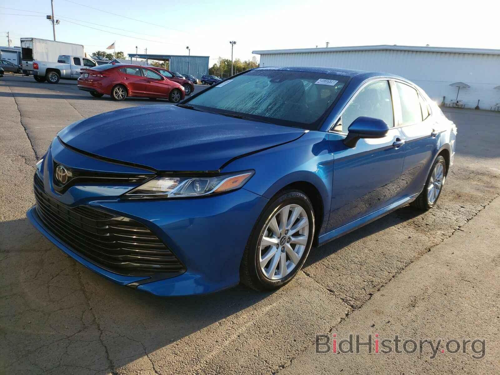 Фотография 4T1B11HK1KU194661 - Toyota Camry LE 2019